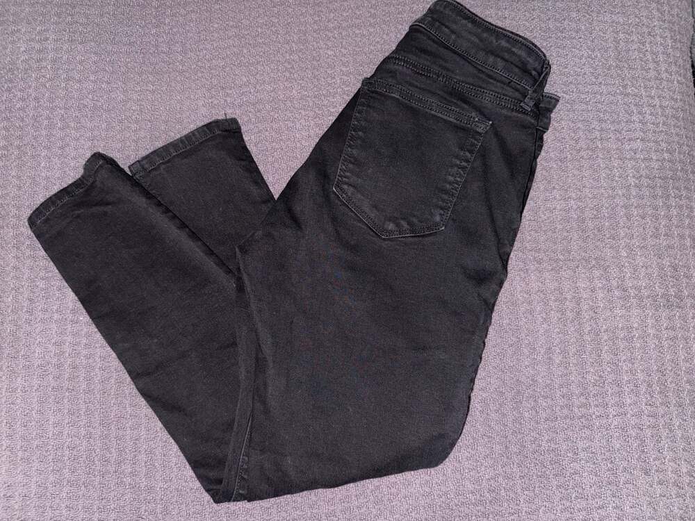 LOFT The Curvy Skinny Black Denim Jeans Size 4P 27